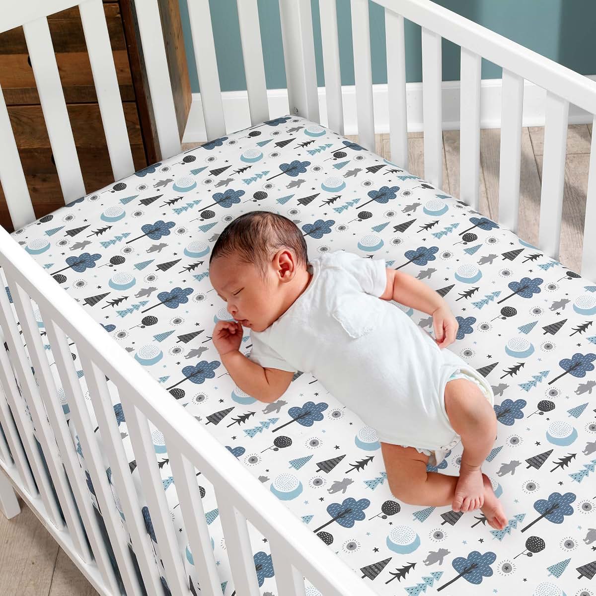 Lambs & Ivy Forever Pooh Fitted Crib Sheet, Multicolor, 28x52 Inch