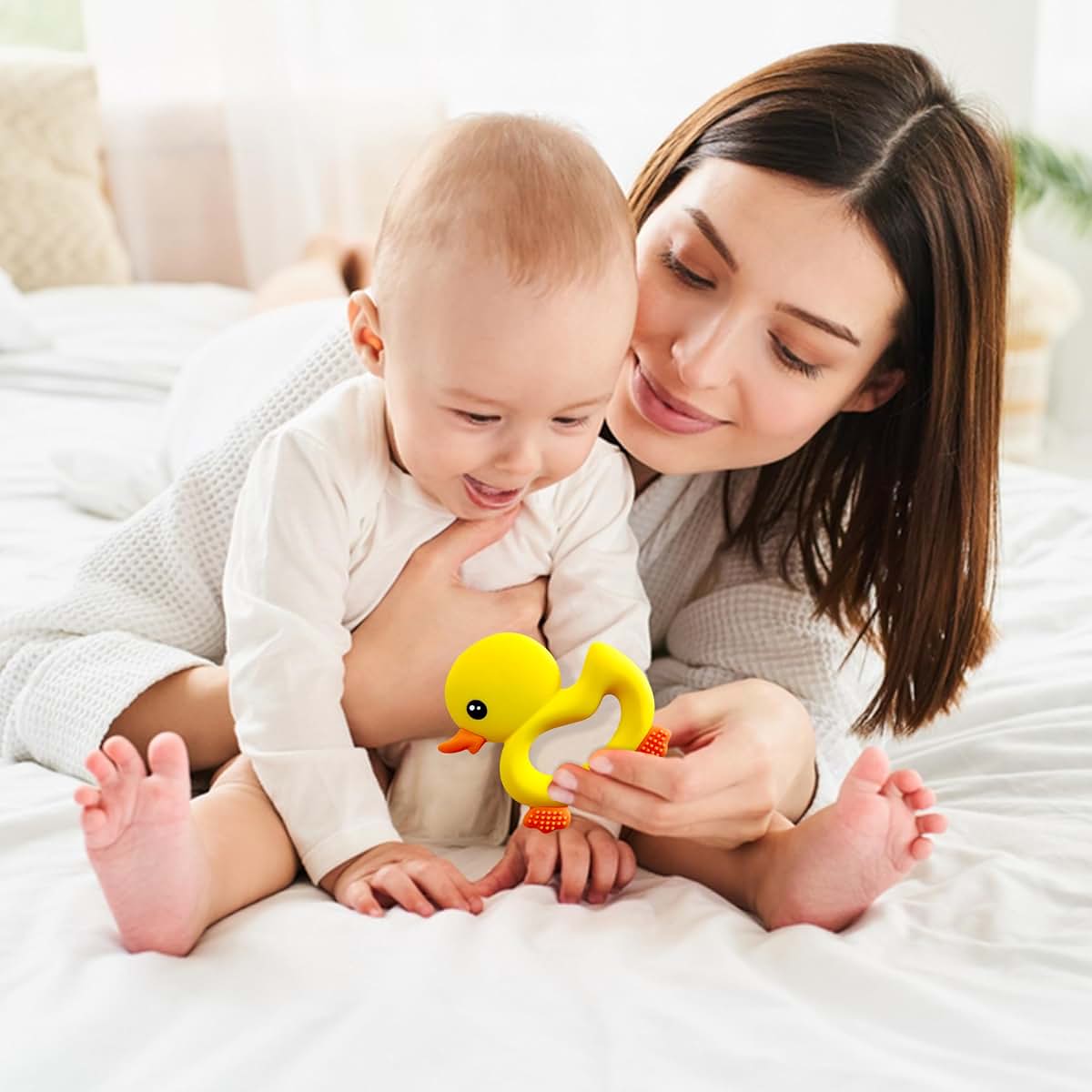 BabyBite Baby Teething Toy Cute Duck Teether in Yellow (photo 3)