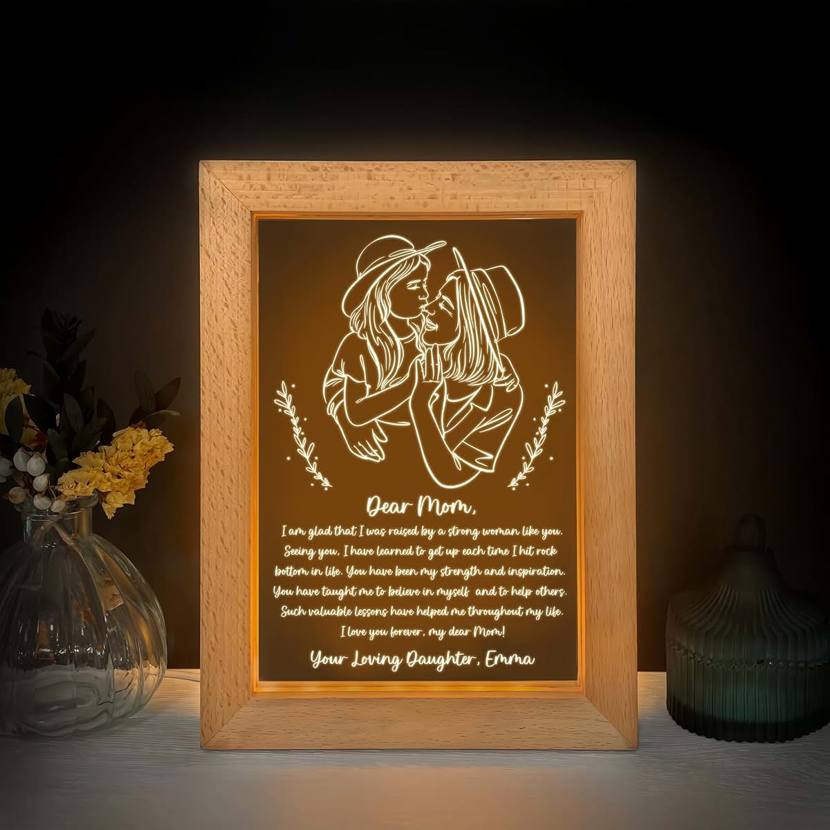 Fastpeace Perrsonalized LED Light Frame with Heartfelt Message for Mom, Letter For Mom Floral Design Wooden Frame (photo 2)