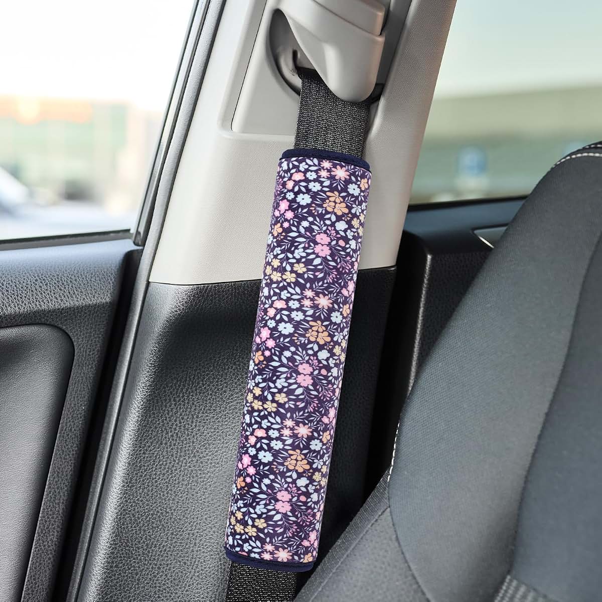 AMUSEPROFI 2-Pack Plush Seat Belt Cover Pad & Bag Handle Sleeve, Hook-and-Loop, Polka Dot Black