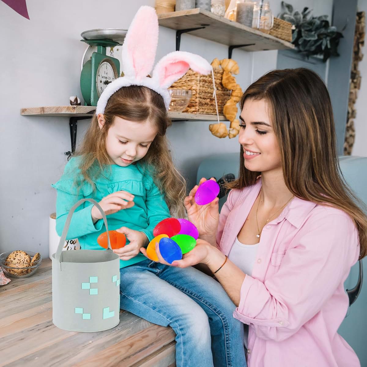 Seeiuua Easter Basket with Handles for boy Kids, Happy Easter Gift for Easter Egg Hunts Decorations Candy Gifts Storage (photo 4)