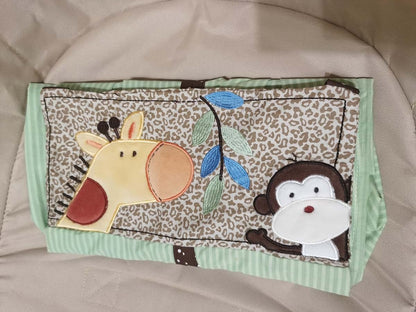 CribMATE Embroidery Giraffe Monkey Diaper Bag Hanging Crib Organizer (photo 3)