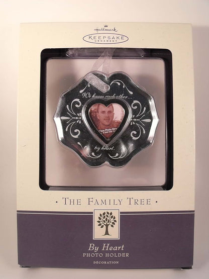 Hallmark Keepsake Photo Holder - Family Tree Big Heart