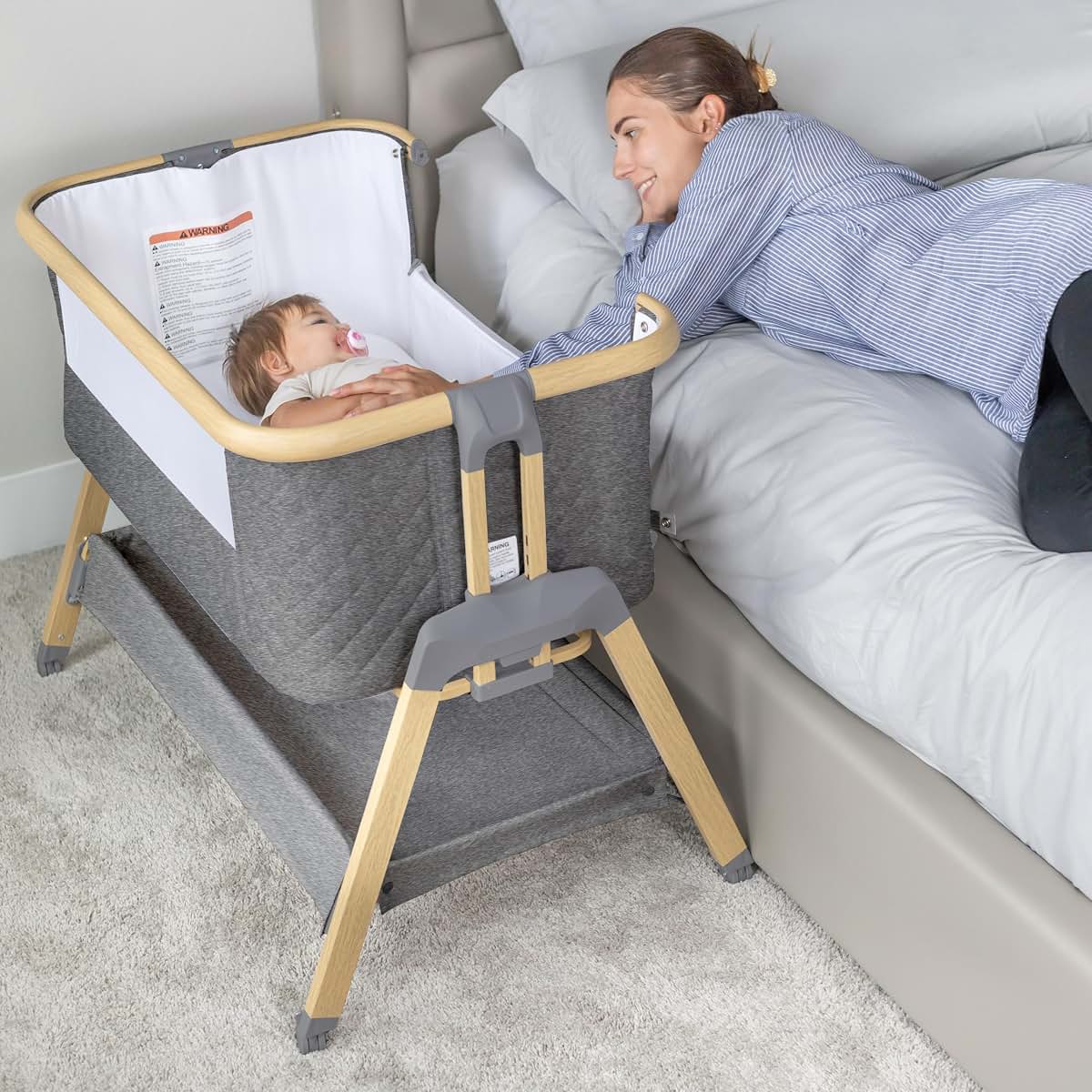 BaeBae Goods 3 In 1 Baby Bassinet With Wheels And Adjustable Height (photo 2)